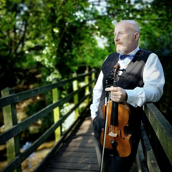 Musician devon richard toomer 2